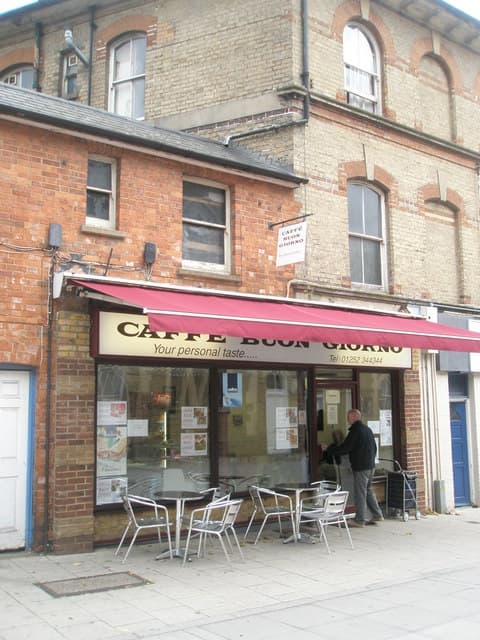 Café in Upper Union Street, Aldershot